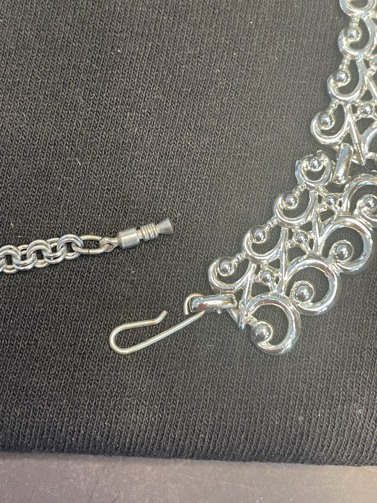 Silver Swirl Statement Necklace Unsigned Filagree… - image 4