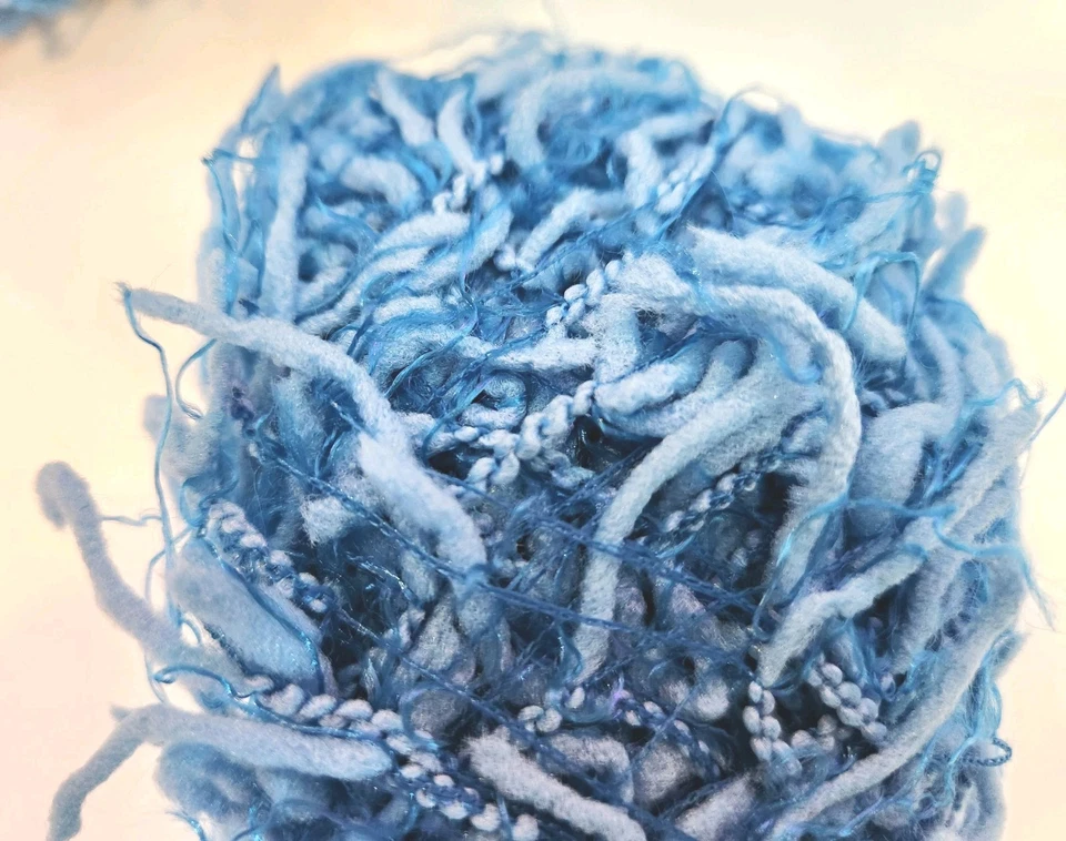 Hilos Crystal Palace SQUIGGLE 10 madejas hilo NUEVO #4572~ azul * Foto 3 de 4