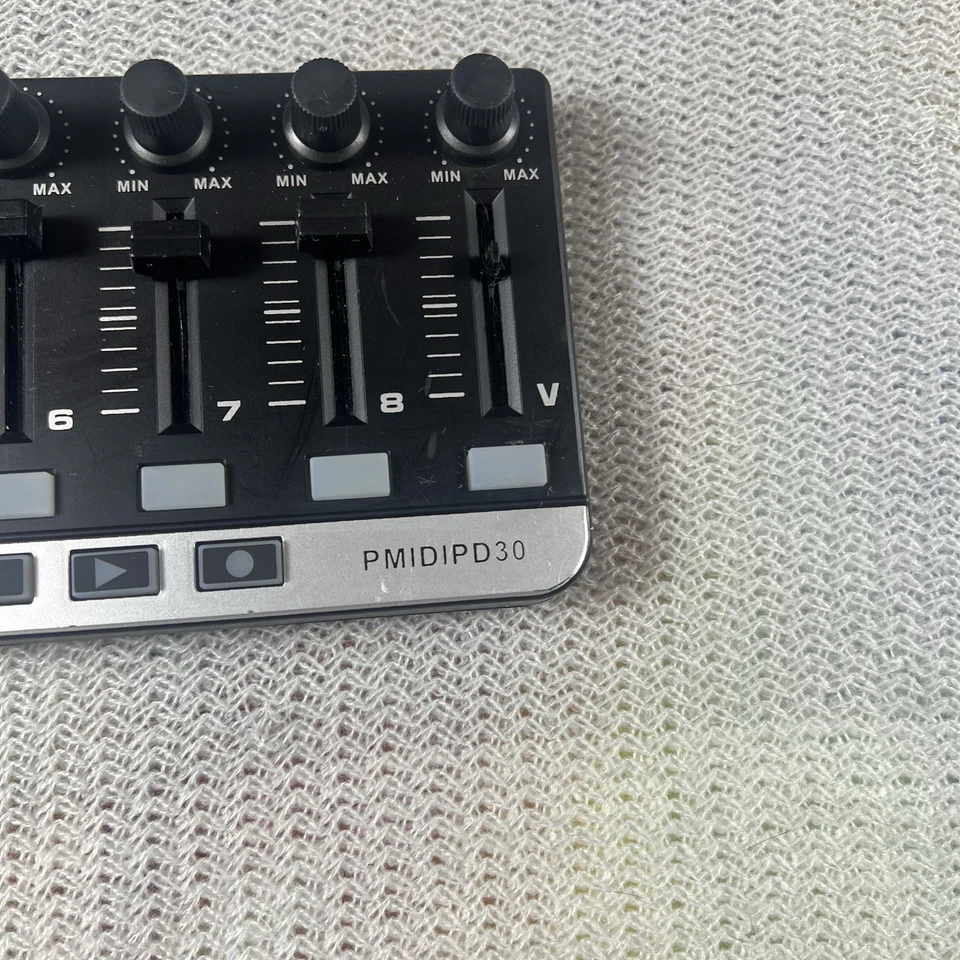 Pyle PMIDIPD30 - RARE MIDI Controller Board - Mini Portable Workstation Ableton - Image 3 of 4