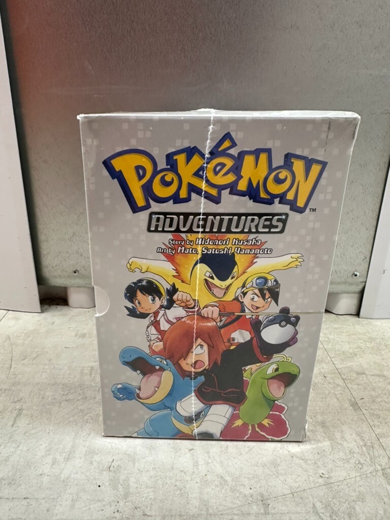 Pokémon Adventures Gold and Silver Box Set (Set Includes