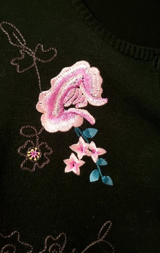 Nine & CO Beautiful Embroidered Floral Black Sweater Cardigan XL - Picture 4 of 7