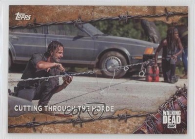 2017 Topps The Walking Dead Season 7 Rust Cutting Through the Horde #55 0b3