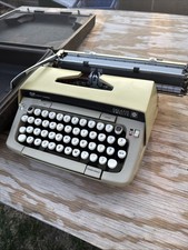 Vintage Smith Corona Galaxie Twelve Typewrite...