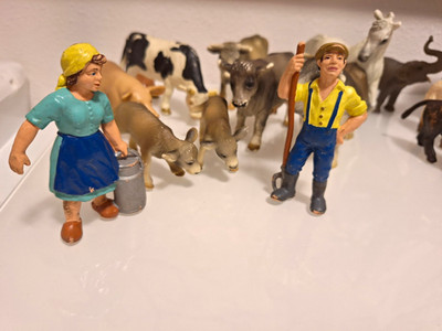 Tierfiguren Set Bullyland & Hartung Berlin Bauernhof & Wildtiere