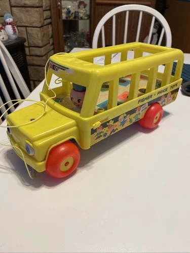 192 Fisher Price School Bus Little People Vintage 1984