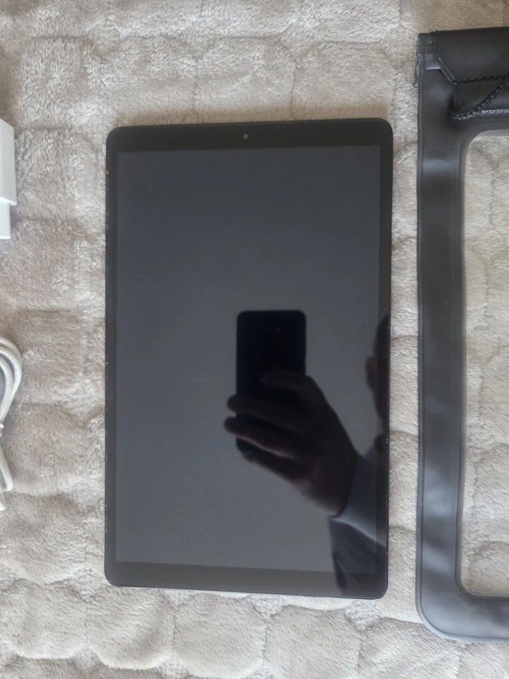 Samsung Galaxy Tab A Wifi et 4G+ avec Accessoires - Photo 4/4