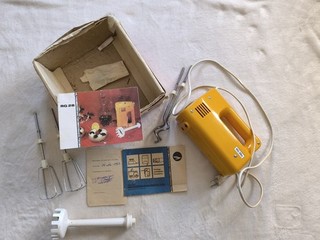 Mixer RG 28 s DDR Rührgerät gelb mit viel Zubehör