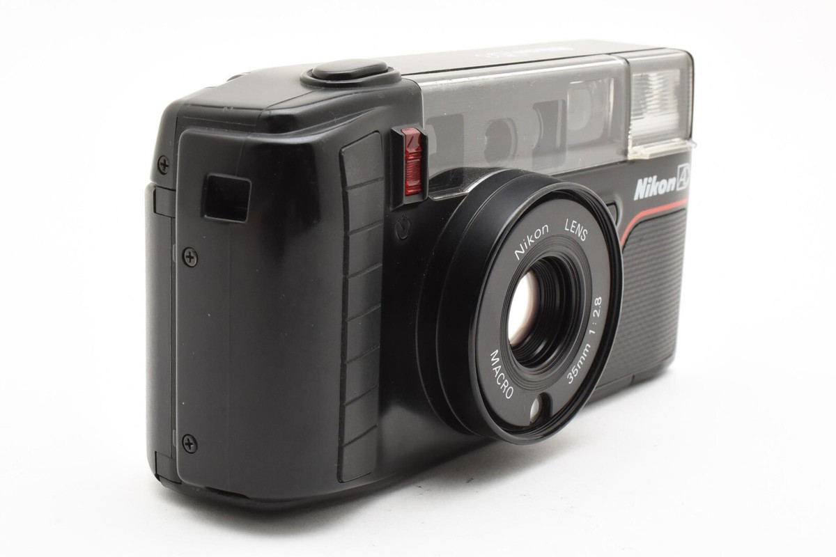 NEAR MINT] Nikon L35 AD3 Pikaichi 3 Point & Shoot 35mm Film