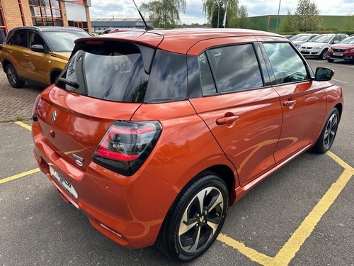 2025 Suzuki Swift 1.2 MHEV Ultra Hatchback 5dr Petrol Hybrid Manual Euro 6 (s/s) - Picture 14 of 24