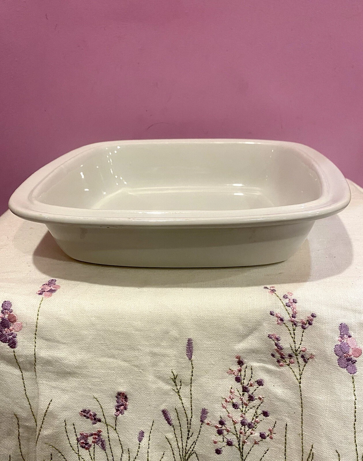 9" DANSK BISTRÓ Stoneware Baker White Rimmed EUC