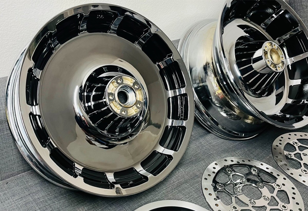 ウルモフ006　custom order ウルモフ006 custom order Gold w/ Forged Carbon Fiber Style