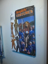 Simplicity 8222  Girls and Boys Mascot Costume Kids Size S-L