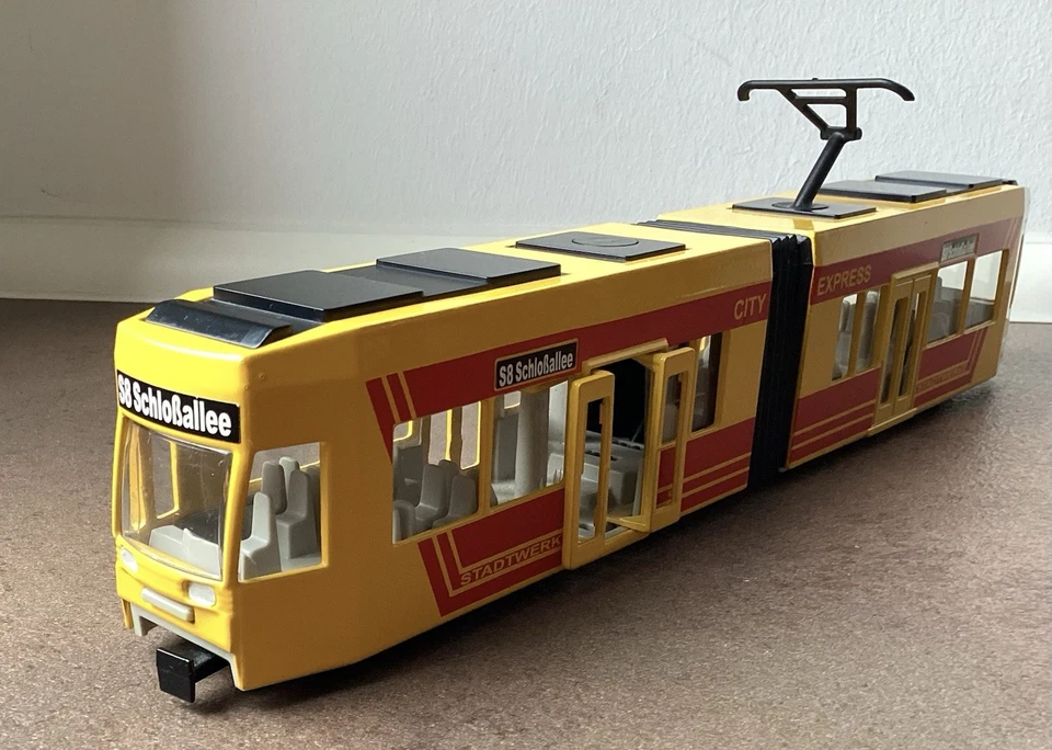 Straßenbahn, Metallmodell, mit Gelenk, SIKU 3684, rd. 31x4x8 cm - Bild 4 von 4