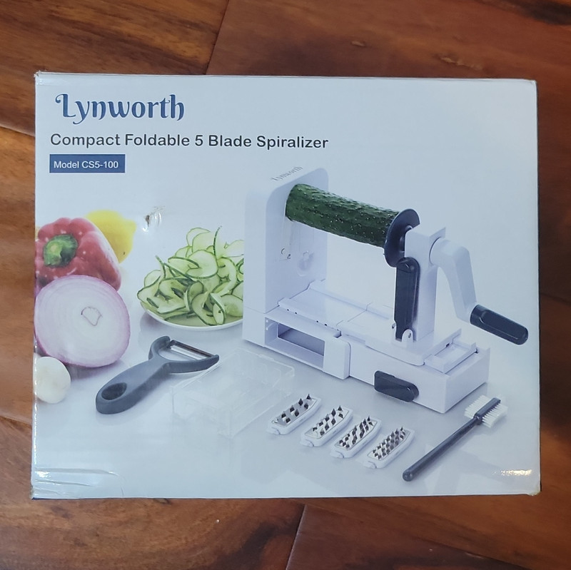 Lynworth Compact Foldable 5 Blade Counter Top Spiralizer White CS5-100