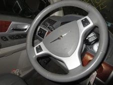 Used Left Door Mirror fits: 2009 Chrysler Town & country Power heated painted Le