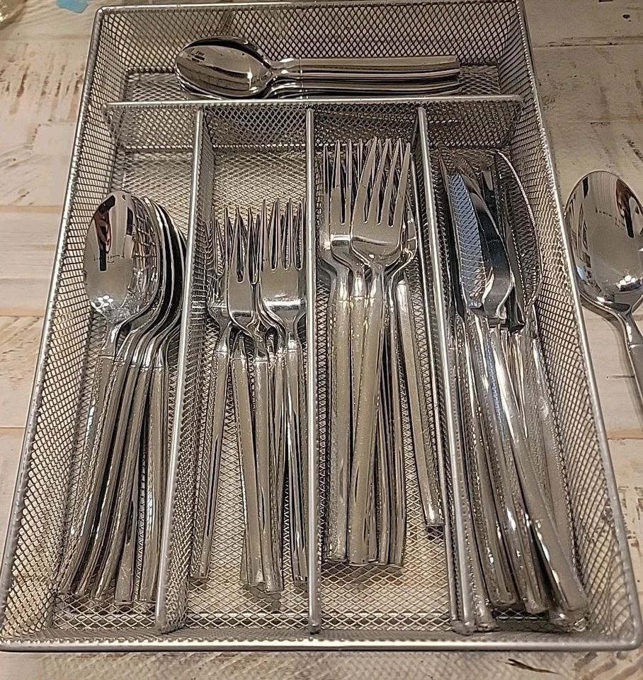 VTG J.A. Henckels Intl 18/10 Stainless Steel 43-Piece Set Sans 1 Spoon 1 Fork - Image 3 of 3