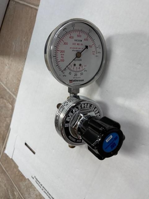 #ad Pre owned Matheson 3491 Gas Regulator 350 PSI INLET PRESSURE model free ship $89.00