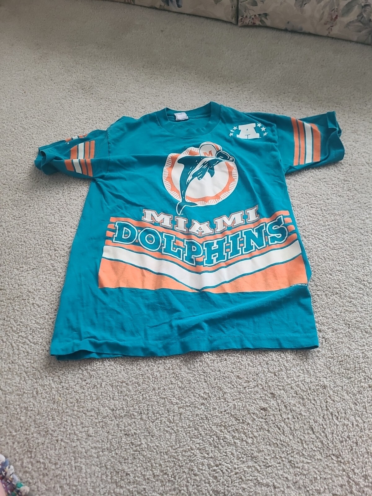 Picture 1 of 3