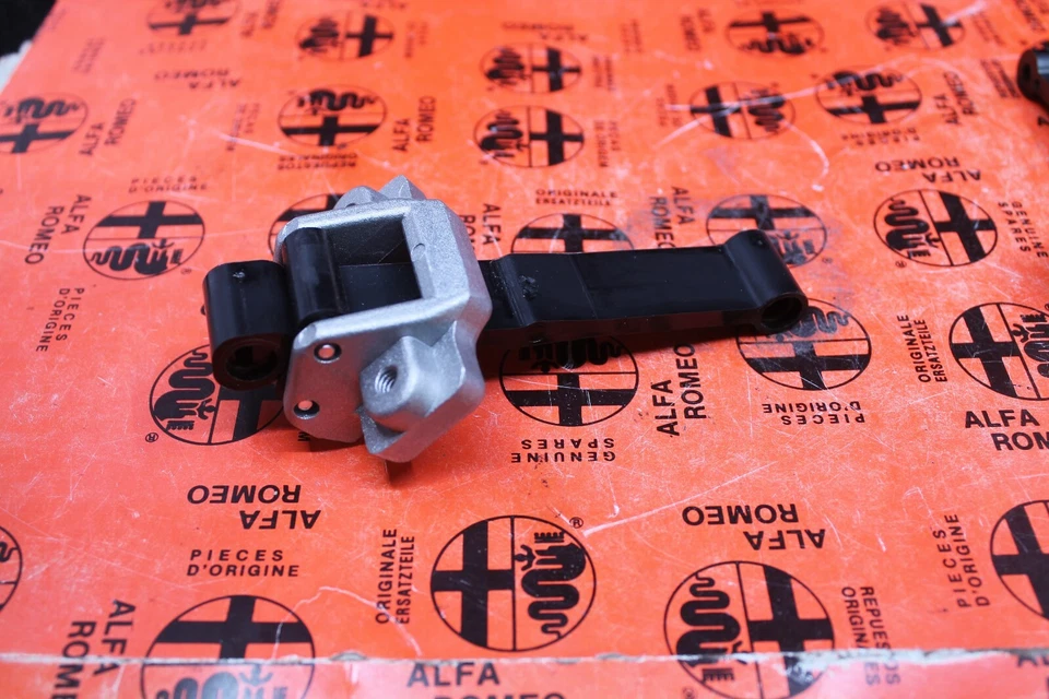 Conjunto de correa de cierre de puerta Alfa Romeo Spider 72-94 - NUEVO Foto 3 de 3