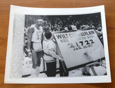 Wilt Chamberlain Type 3 Original 1972 Basketball Photo 8x10 NBA Rebound King