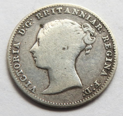3 PENCE 1868 (ERROR ) GREAT BRITAIN, SILVER, 16.2 mm, 1.32 g , (COIN DENTED)