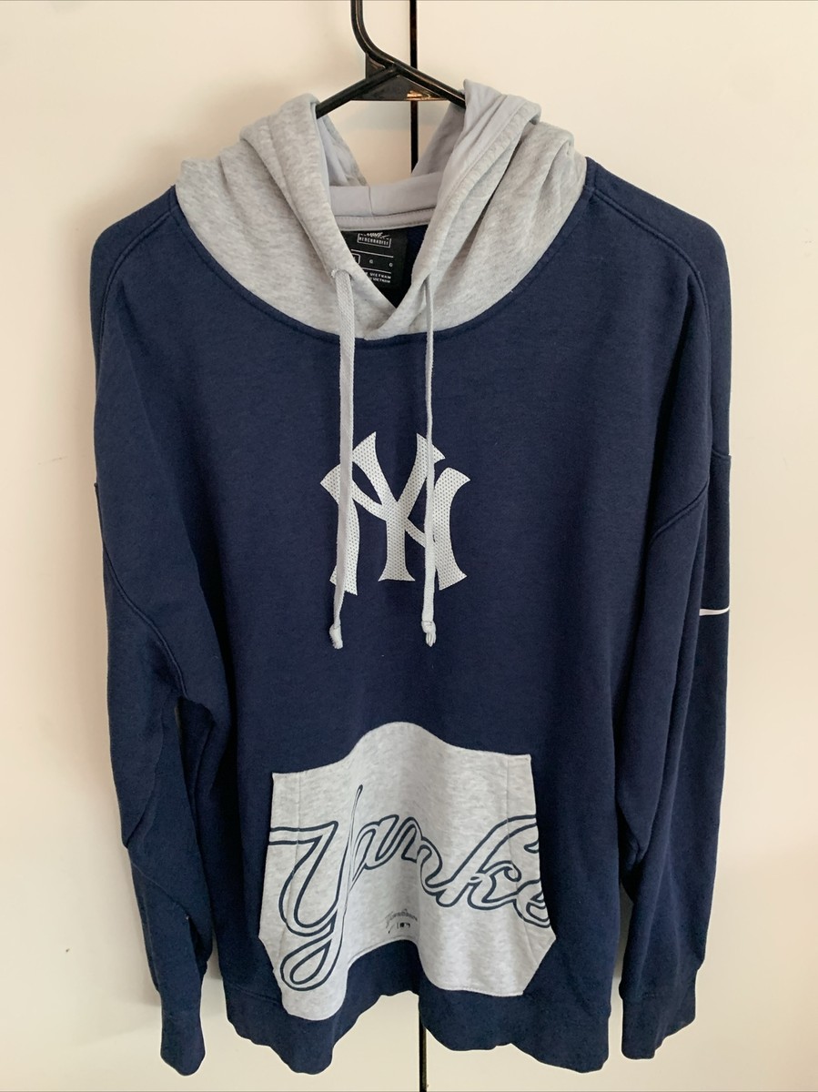 nike yankees sweatshirt