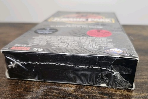 Jurassic Park VHS 1993 Spielberg Universal Studios Goldblum Partially Sealed - Picture 5 of 8