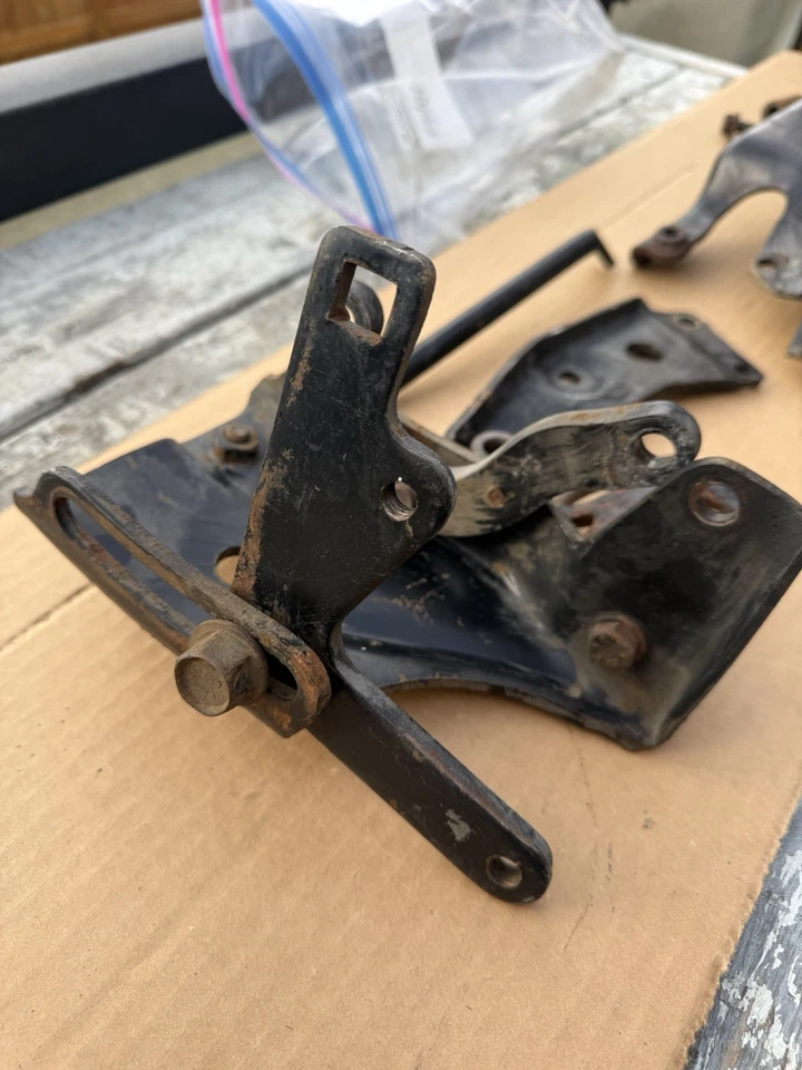 78 87 Chevy Camaro GM A/C Compressor Brackets R4 Type-1 Air 350 305 Truck - Image 4 of 4