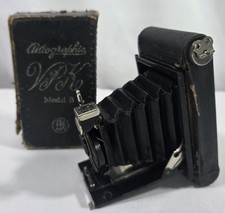 VINTAGE VEST POCKET AUTOGRAPHIC MODEL B CAMERA BY KODAK