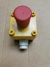 Meoller Not-Aus-Schalter rastend M22 Notaus-Schalter