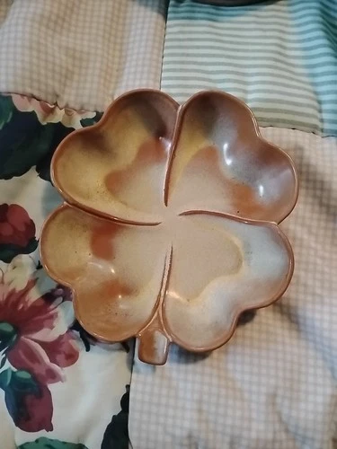 Frankoma Pottery #223 Shamrock Four Leaf Clover Bowl Candy Nut Dish Tanish