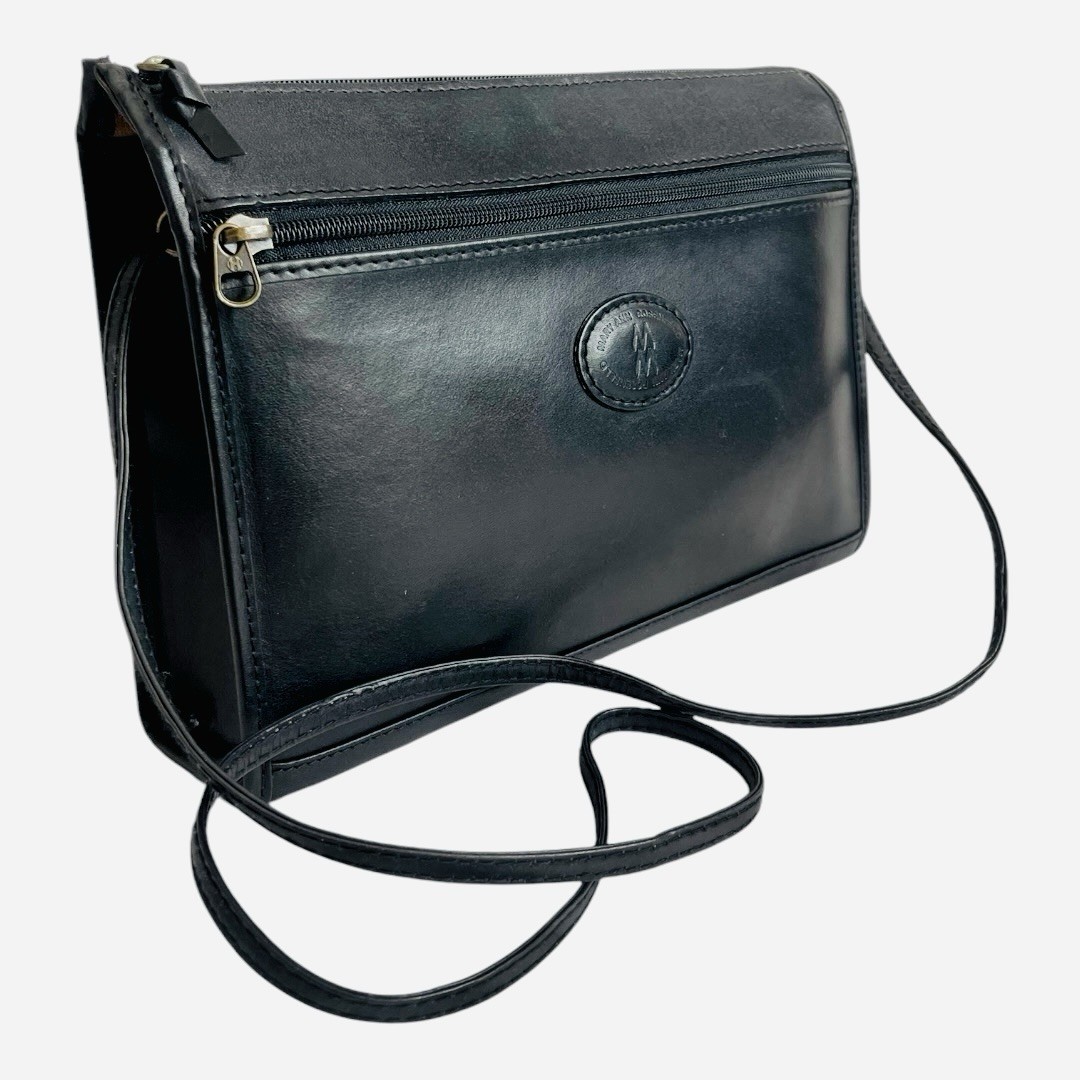 Mary Ann Rosenfeld Vintage Black Leather Shoulder Bag Elegant