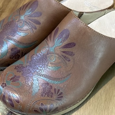 DANSKO BRENDA BROWN LEATHER BURGUNDY & GREEN FLORAL WOOD HEEL