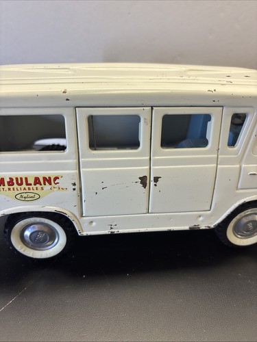 Vintage Pressed Steel Nylint Ford Econoline Ambulance Van - Picture 3 of 14