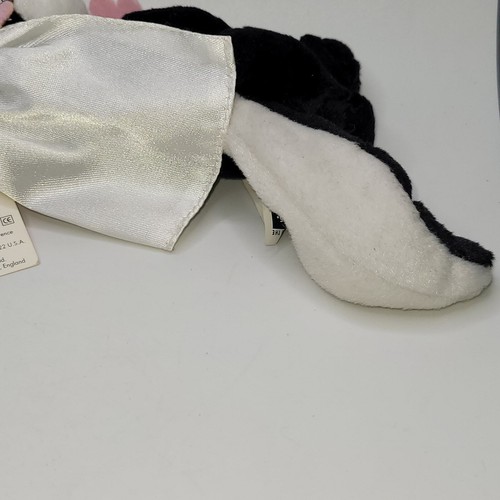 May ~ Here comes Penelope Bride ~ Looney Tunes Year series ~1999 ~ mini plush - Picture 6 of 8