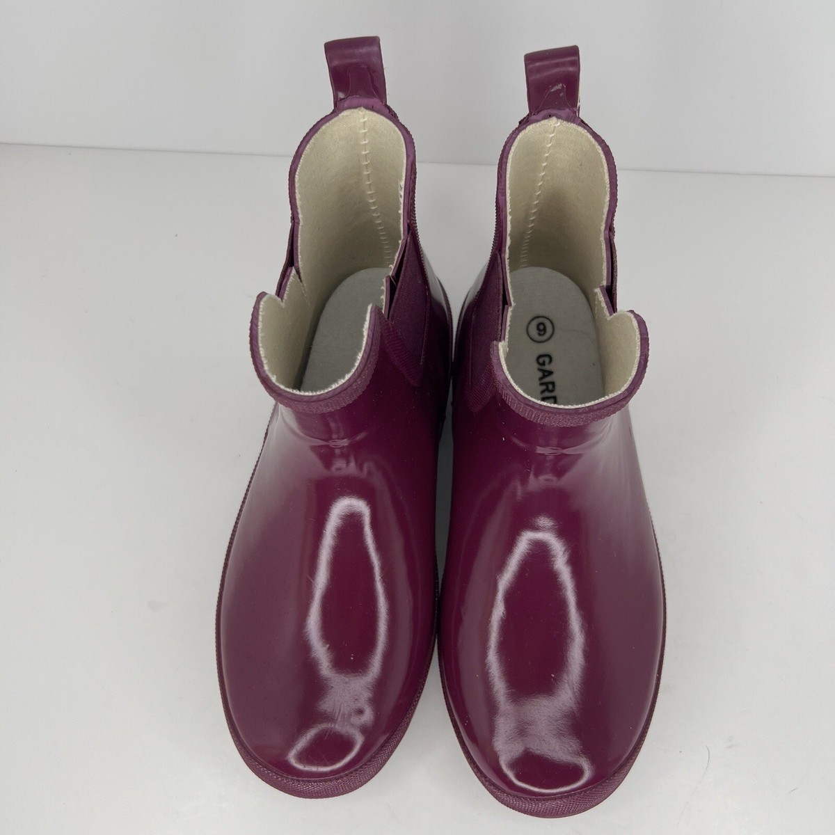 GARDENLINE Grape Waterproof Pull-On Womens Size 6 Rubber Rain