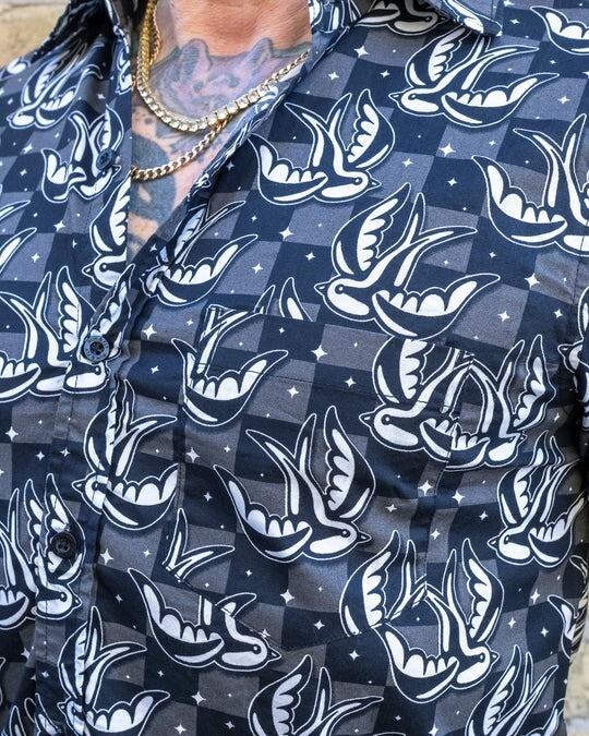 Chemise à Carreaux Hirondelles Run And Fly Noir - Coupe Slim Tailles S à 3XL Style Rockabilly