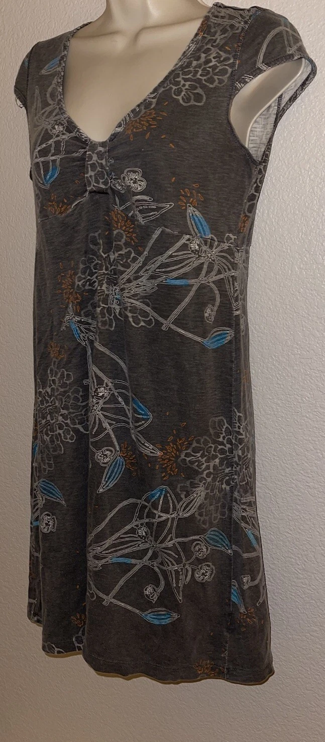 lole dress blue white floral cap sleeve v neck twisted front 