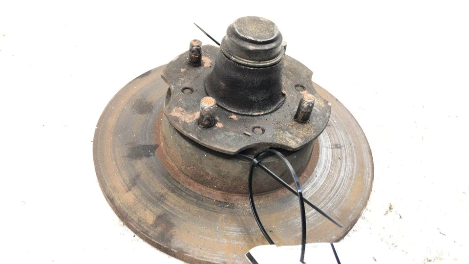 1970 1971 1972 1973 Nissan Datsun 240z cubo de roda dianteira com rotor de freio fabricante de equipamento original - Imagem 2 de 4