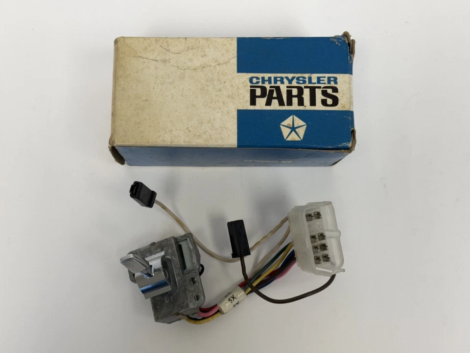 Interruptor limpiaparabrisas Chrysler Town & Country Newport 300 1967-1968 3 velocidades 2809084 nuevo en stock Foto 2 de 4