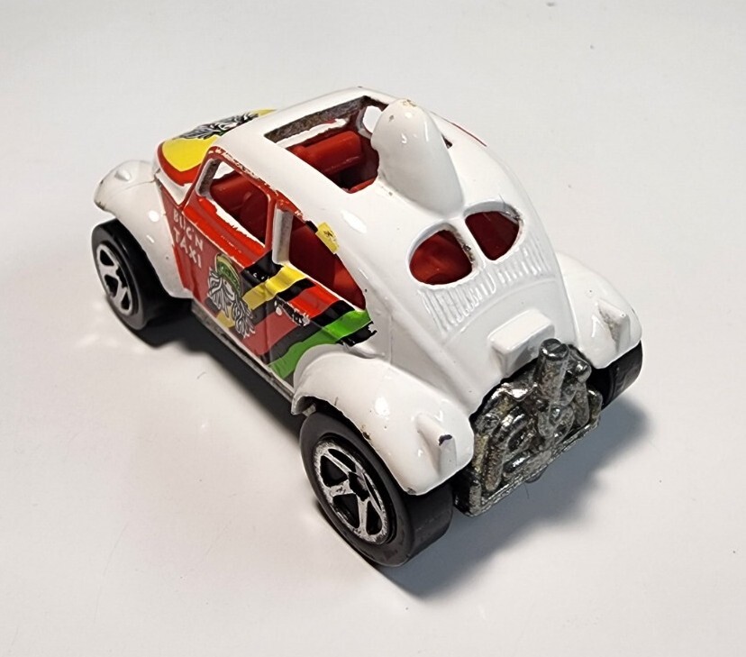 Hot Wheels Tropicool Series VW Bug N Taxi 1/64 Diecast