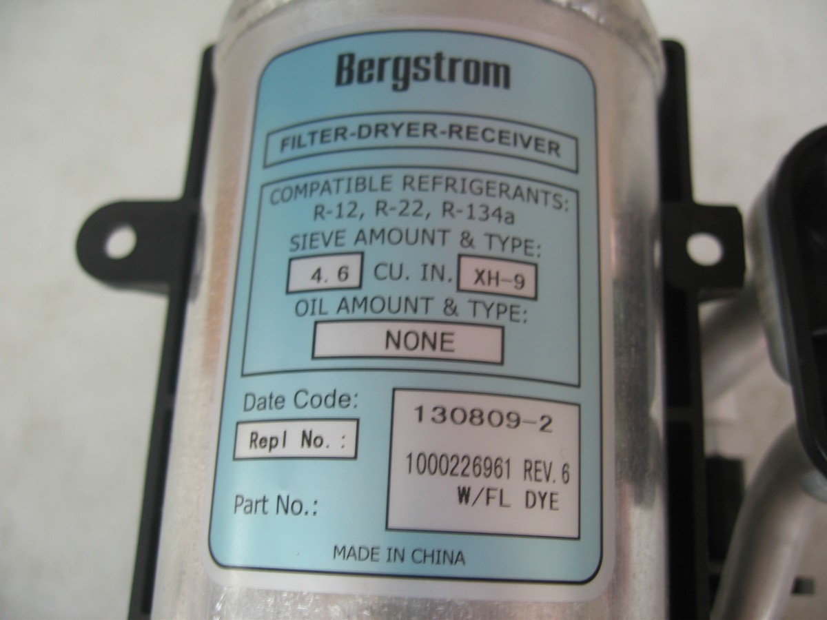New Genuine International Receiver Dryer Navistar P/N 6102500C91 