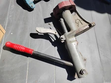 Lyman vintage S-t  6 Hole Turret Reloading Press