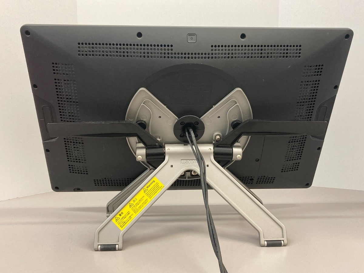 Wacom Cintiq 22HD DTK-2200 + Tilt Stand, DVI to HDMI Adapter