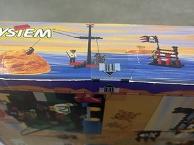 Lego Pirates Set 6250 Cross Bone Clipper Complete w/ Box & Manual