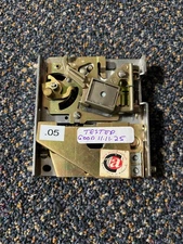 1960'S .05 COIN CO. 5 CENT COIN MECH FOR BALLY OR GOTTLIEB PINBALLS  TESTED GOOD