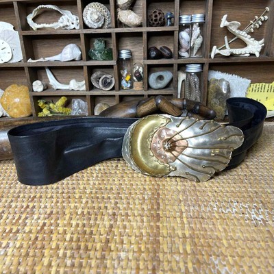 Vintage 80s Celestial Moon and Sun Belt in Brutalist Style  display picture 1