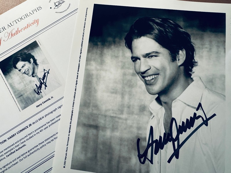 HARRY CONNICK, JR  HAND SIGNED “Jazz Icon" 8X10 Todd Mueller Autographs