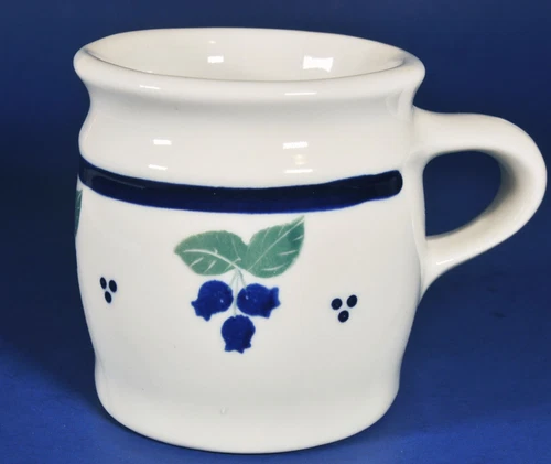 Vintage Hartstone Pottery 11oz. Coffee Mug Blueberries Hand Painted Made in USA!