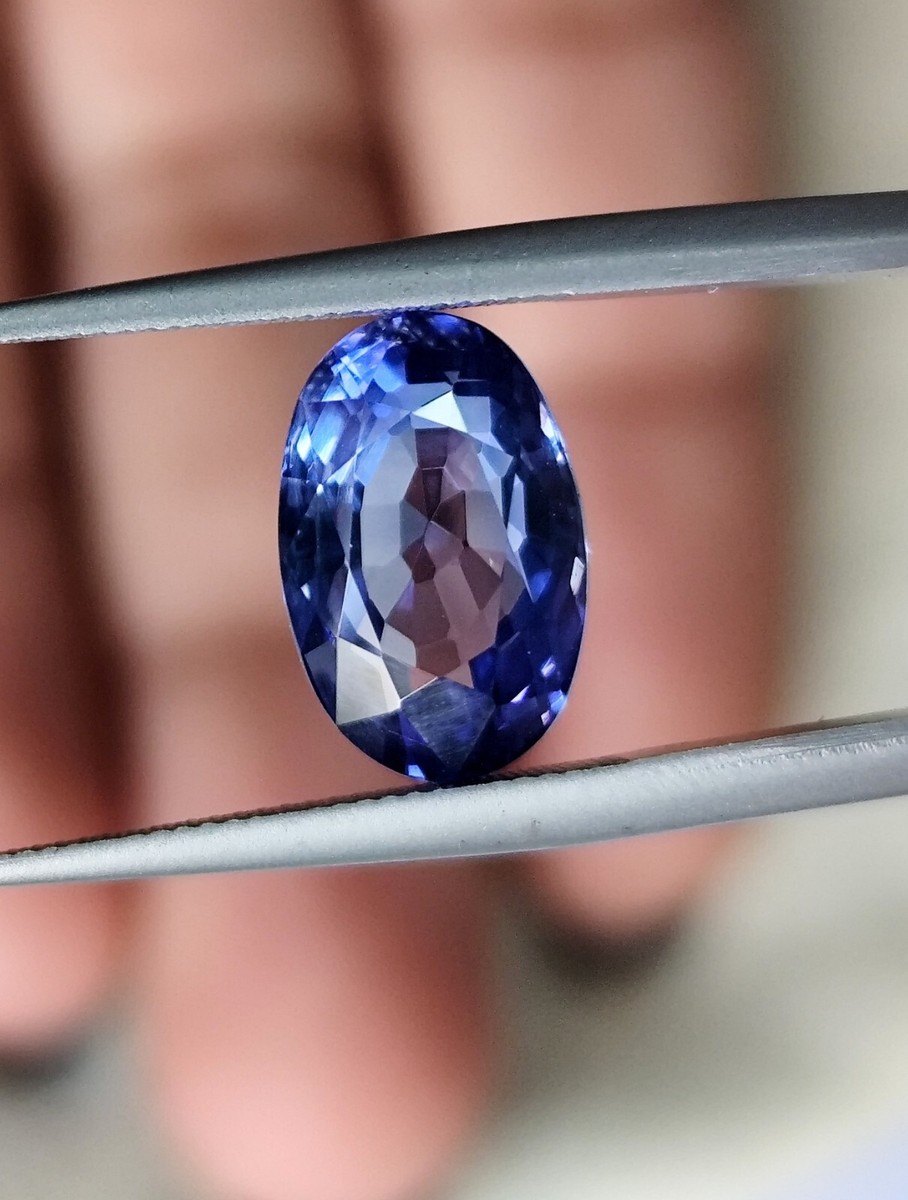 4.65 Ct 100% Natural Blue Sapphire Eye Clean No Heat IGI Certified